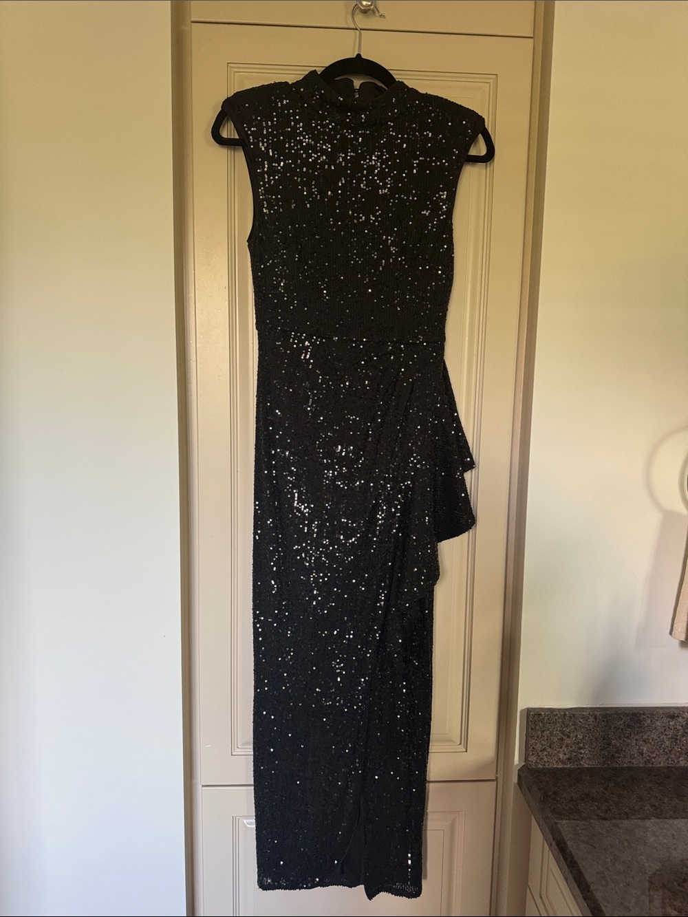 Badgley Mischka Black Sequin Sleeveless Maxi Gown